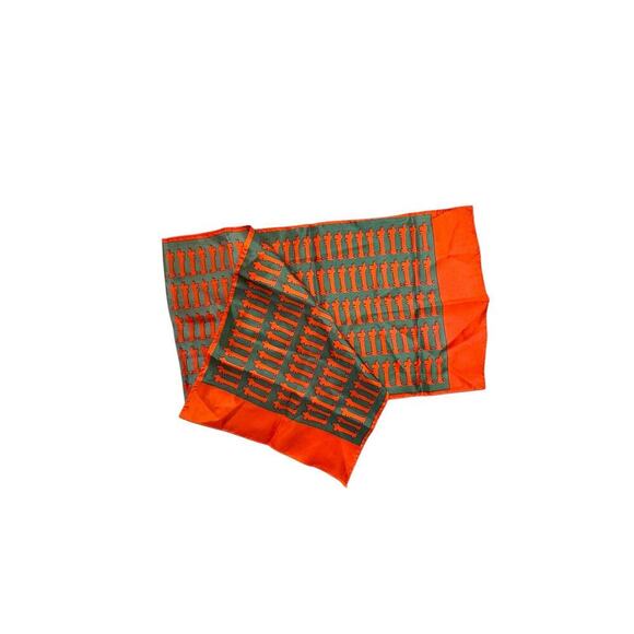 Vintage Doggy Dachshund Print Scarf Beautiful Rolled Edges Made in Japan - Picture 2 of 2